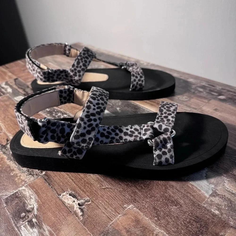NWOT Stuart Weitzman Vail Cheetah Sport Sandals Women Size 6‎ Animal Print - Picture 3 of 4